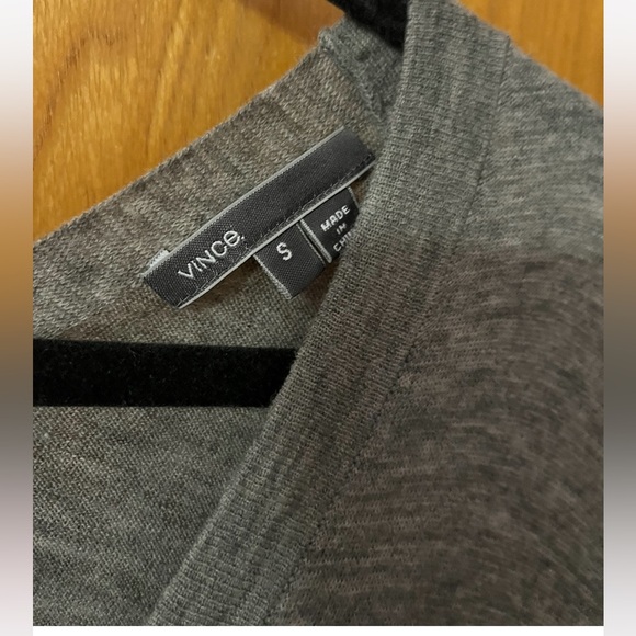 Vince wool cashmere blend vneck sweater S - Picture 2 of 8
